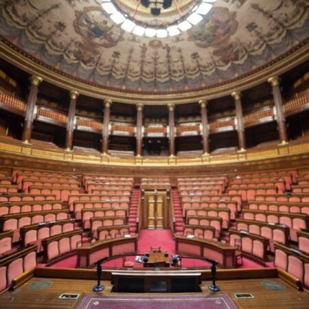 Il Senato approva il DDL per semplificare autorizzazioni alle sale da gioco